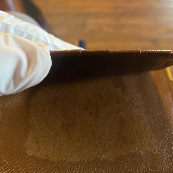 YVES Saint Laurent Long Men’s Wallet - Picture 5 of 10